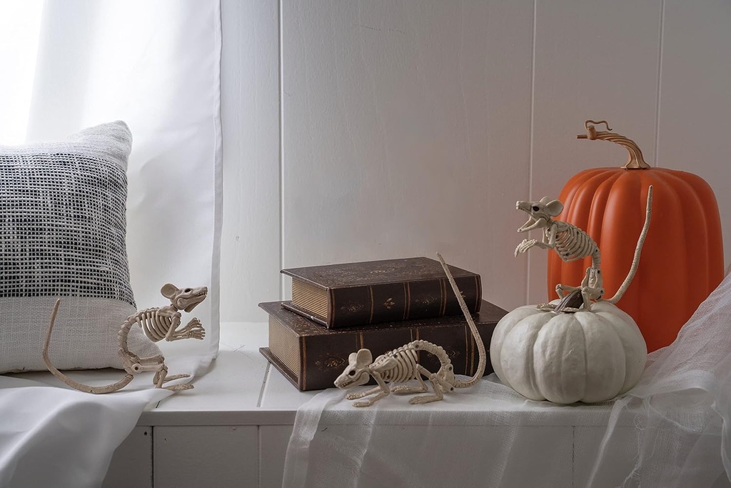 crazy-bonez-creepy-skeleton-mice-5.jpg