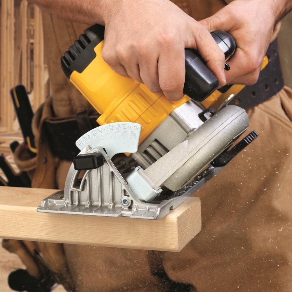 dewalt-20v-max-circular-saw-cordless-sid-5.jpg