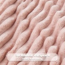 newcosplay-super-soft-throw-blanket-pink-5.jpg