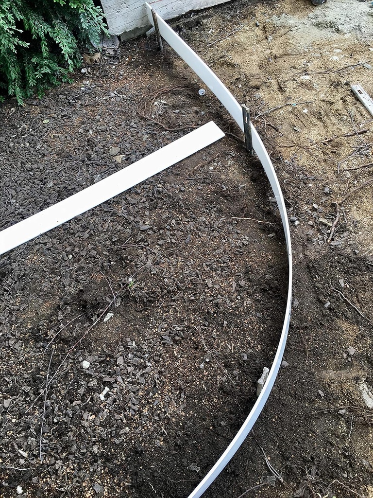 plastic-flex-forms-for-concrete-flatwork-4.jpg