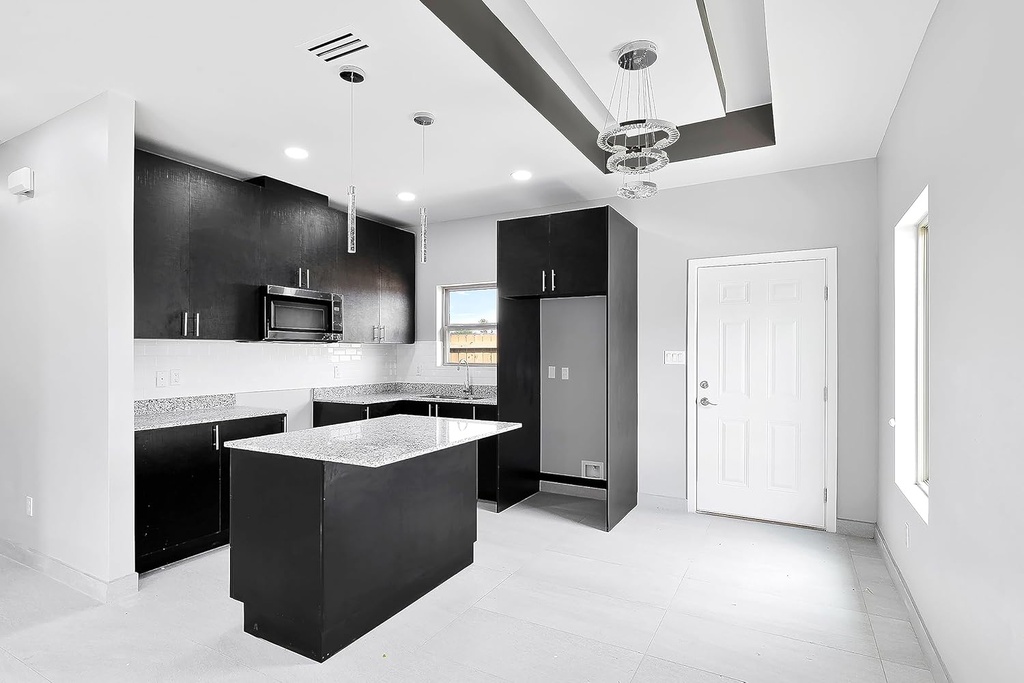 buildmart---24x8-white-modern-ac-vent-co-6.jpg